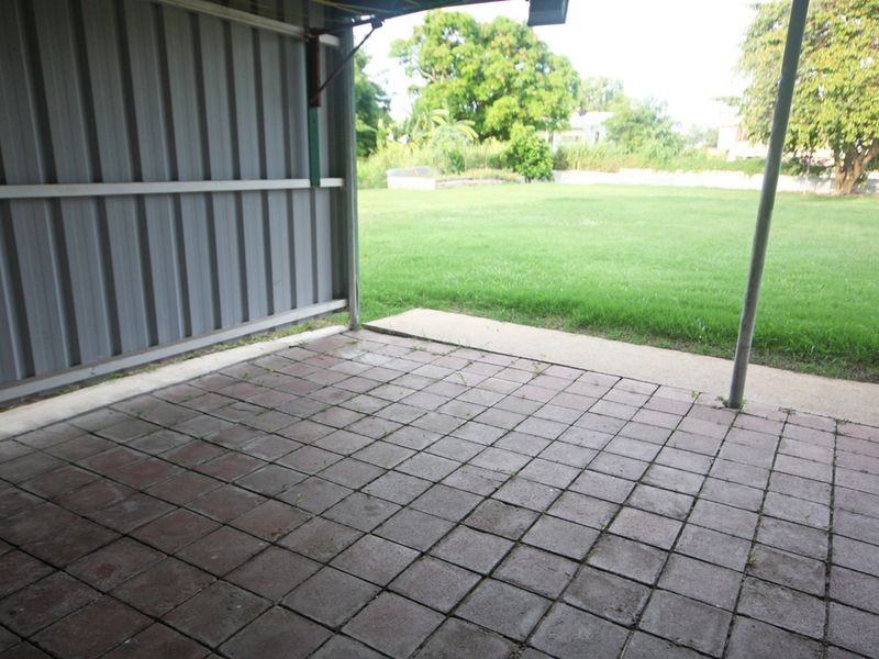 24 McAlister Street, Oonoonba QLD 4811