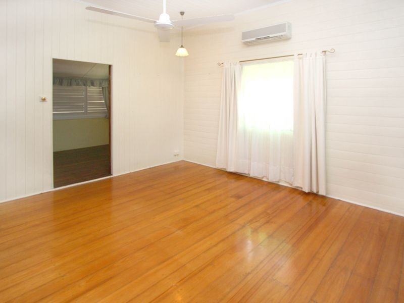 Hermit Park QLD 4812