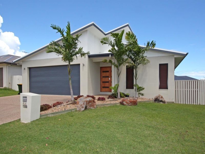 Bushland Beach QLD 4818