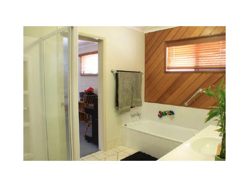 7 Elite Court, Rasmussen QLD 4815