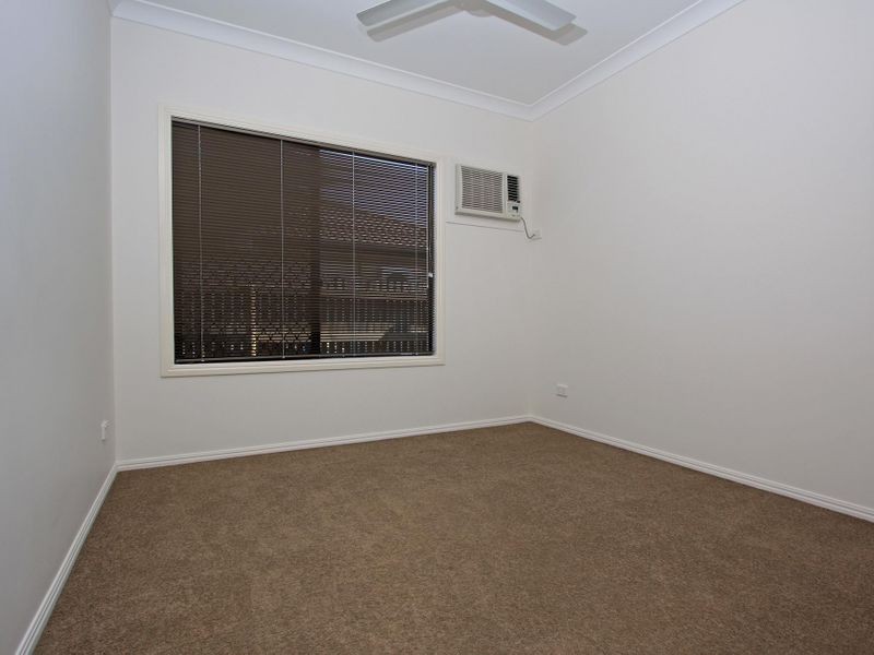 Bushland Beach QLD 4818