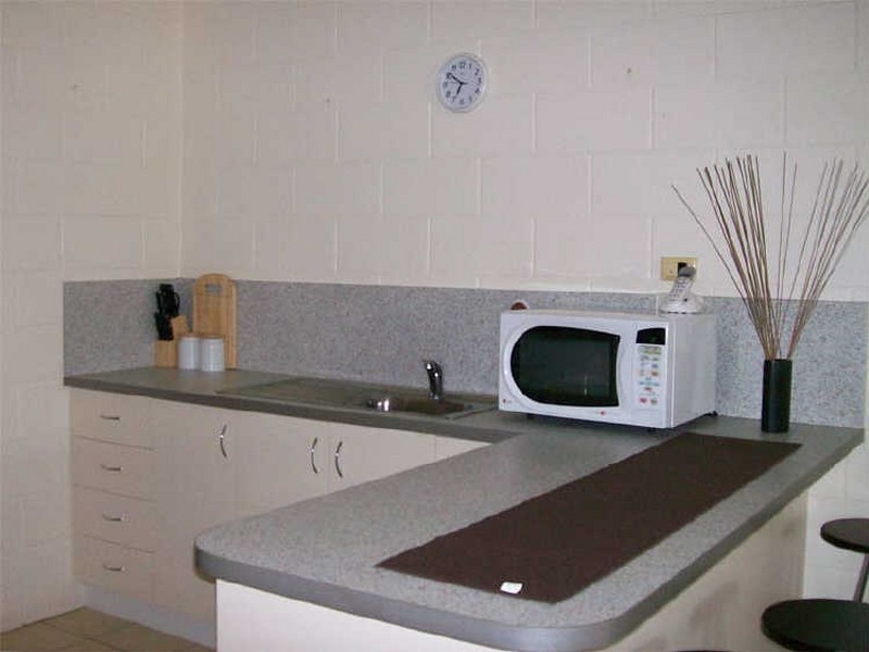 5/37 Hugh Street, West End QLD 4810