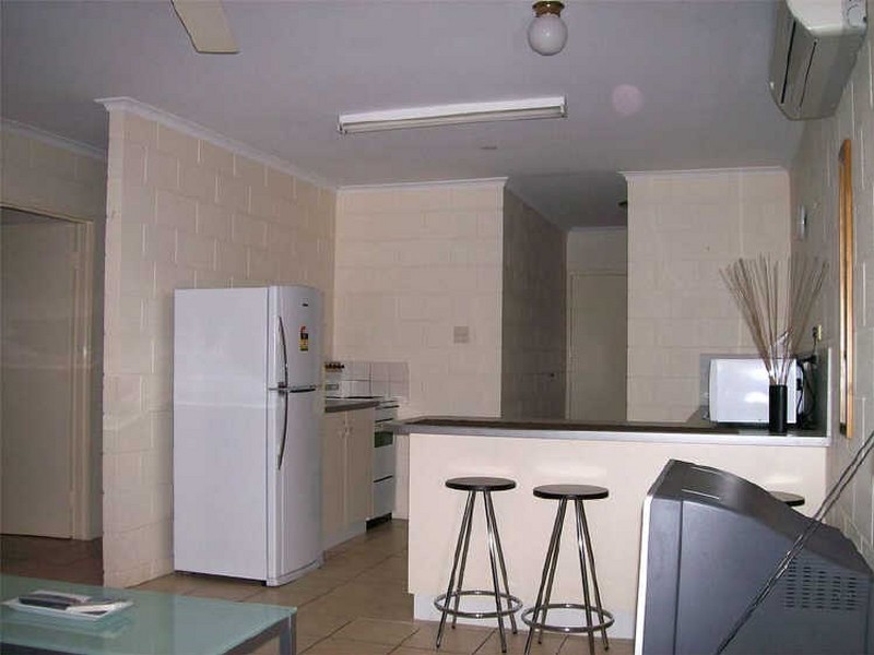 5/37 Hugh Street, West End QLD 4810