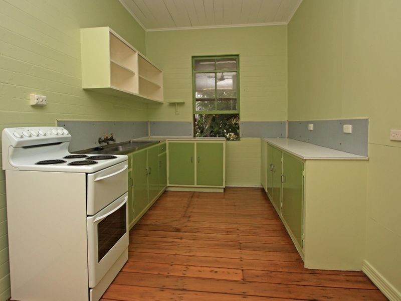 Railway Estate QLD 4810