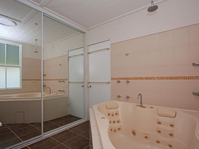 Railway Estate QLD 4810