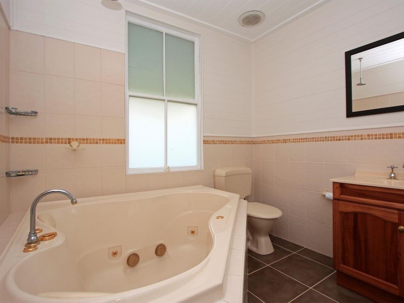 Railway Estate QLD 4810