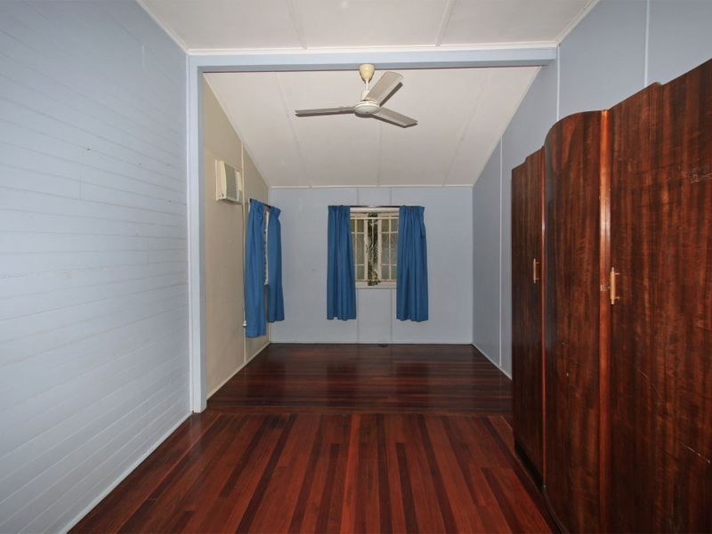 West End QLD 4810