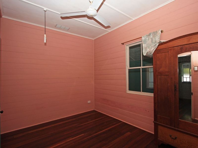 West End QLD 4810