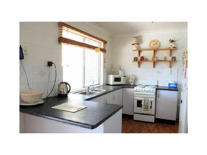 3 Lornsleigh Street, Mount Louisa QLD 4814