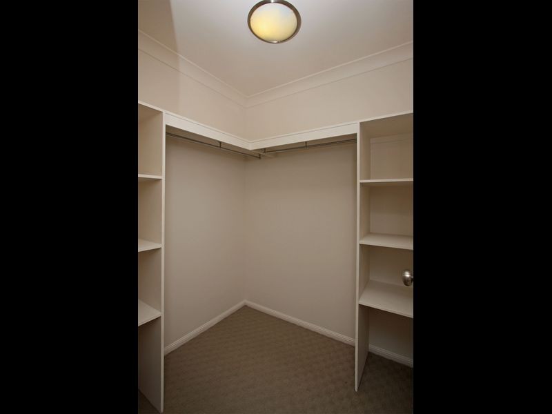 Bohle Plains QLD 4817