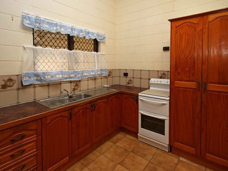 Railway Estate QLD 4810