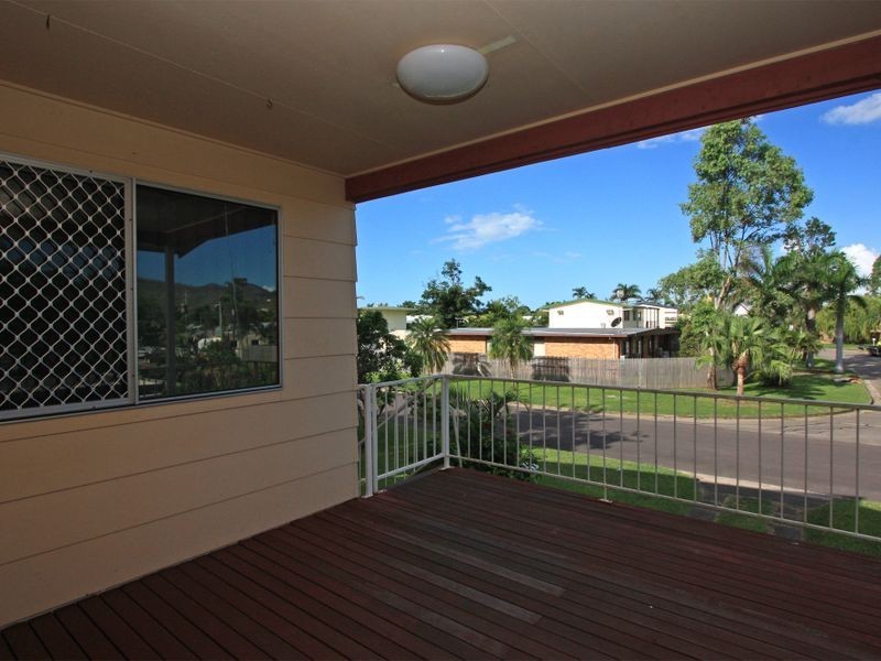 26 Gatton Street, Kirwan QLD 4817