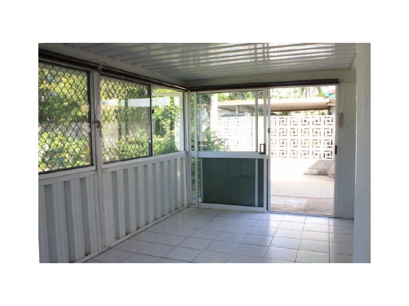 9 Jandera Street, Cranbrook QLD 4814