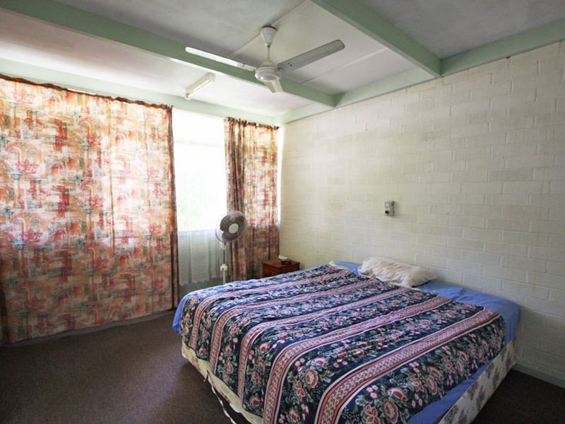 Hermit Park QLD 4812