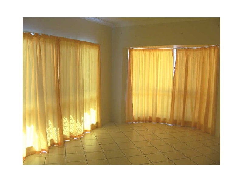 21A Bultarra Cres, Kirwan QLD 4817