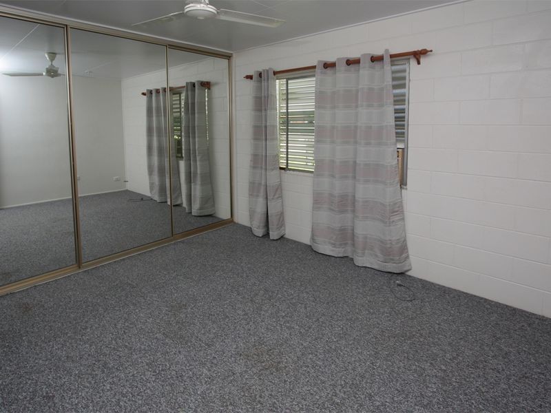 36 Shirleen Cresesnt, Condon QLD 4815