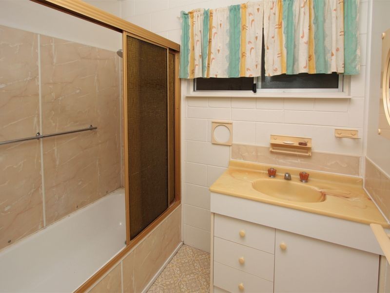 36 Shirleen Cresesnt, Condon QLD 4815