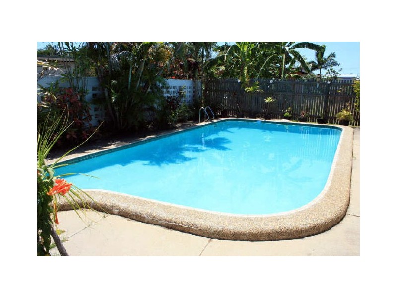 9 Daley Street, Heatley QLD 4814