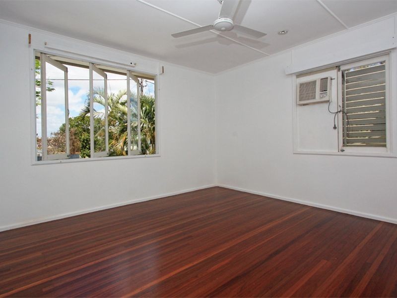 34 Findlater Street, Oonoonba QLD 4811
