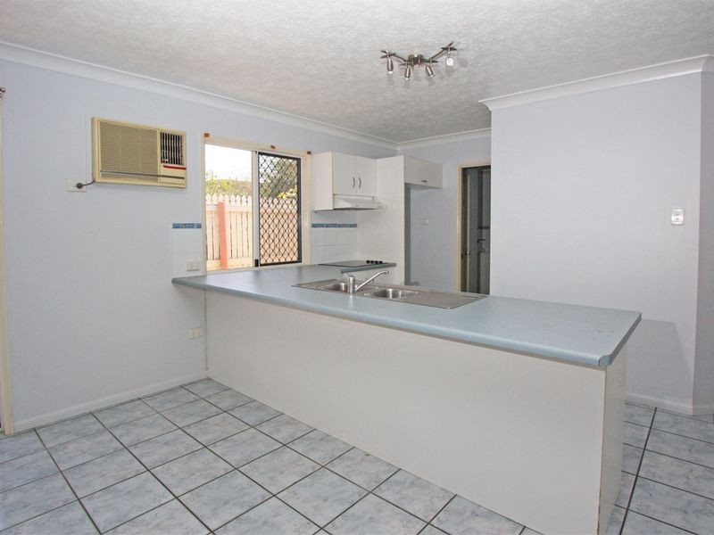 1/19 Gleeson Street, Hermit Park QLD 4812