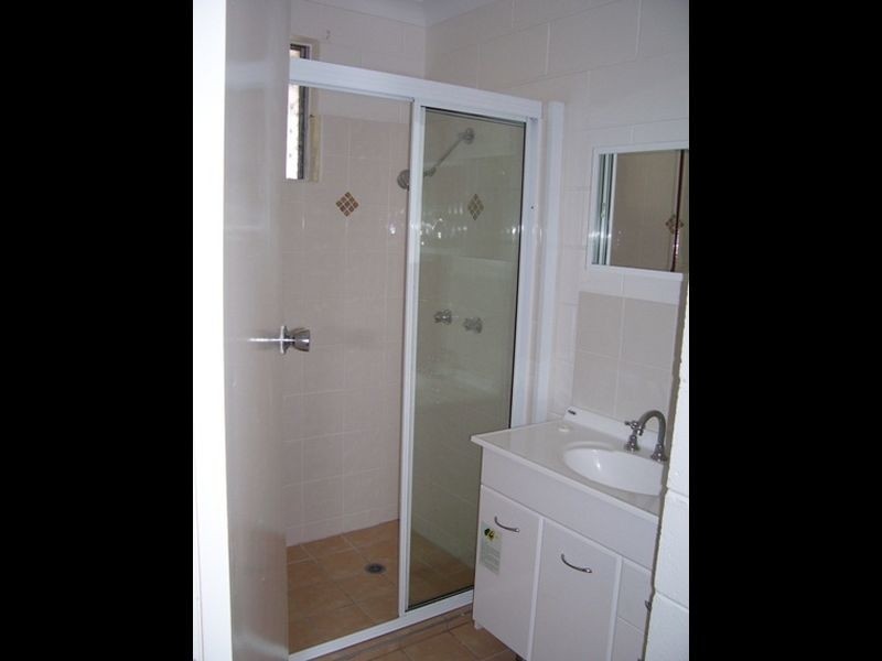 5/2 Crauford Street West End, Townsville West QLD 4810