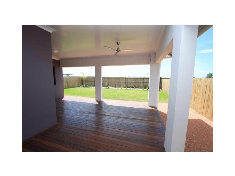 18 Twinview Tce, Idalia QLD 4811