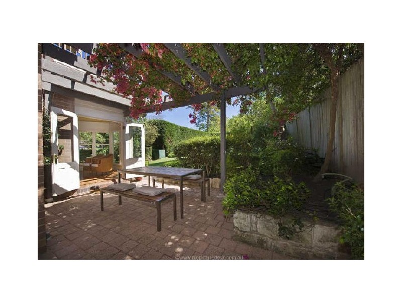 23 Thomas Avenue, Roseville NSW 2069