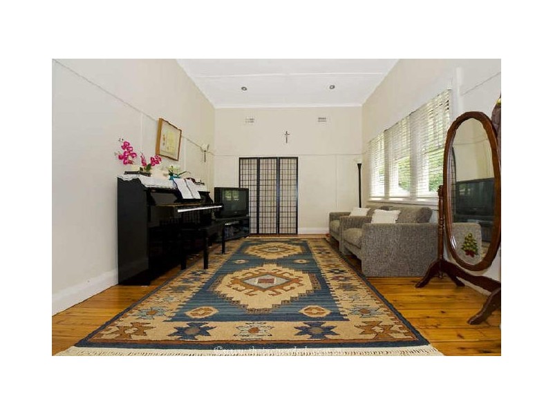 2 Ellsmore Avenue, Killara NSW 2071