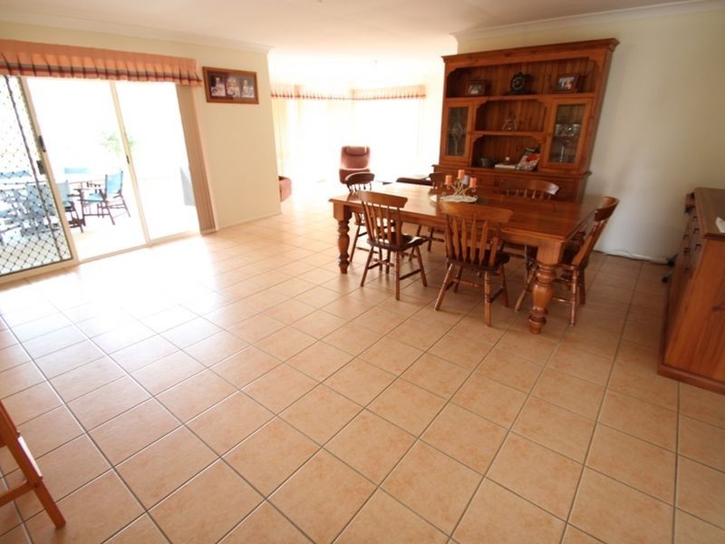 9 Raffindale Avenue, Dakabin QLD 4503