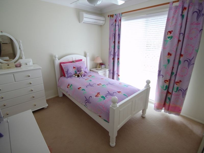 9 Raffindale Avenue, Dakabin QLD 4503