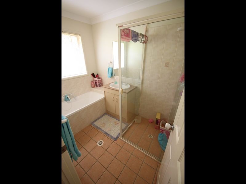 9 Raffindale Avenue, Dakabin QLD 4503