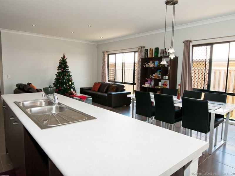 North Lakes QLD 4509