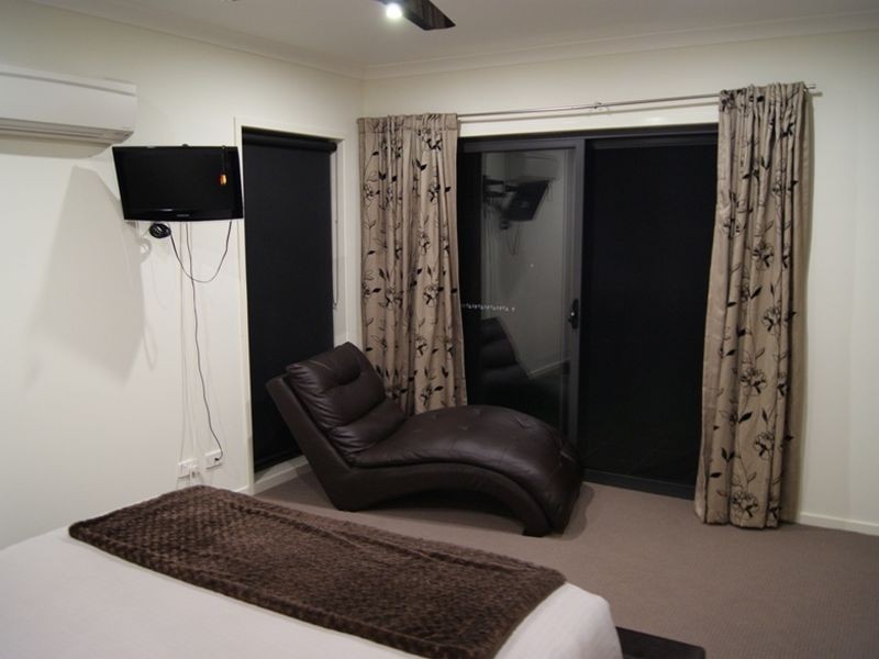 41 Parkway Crescent, Murrumba Downs QLD 4503