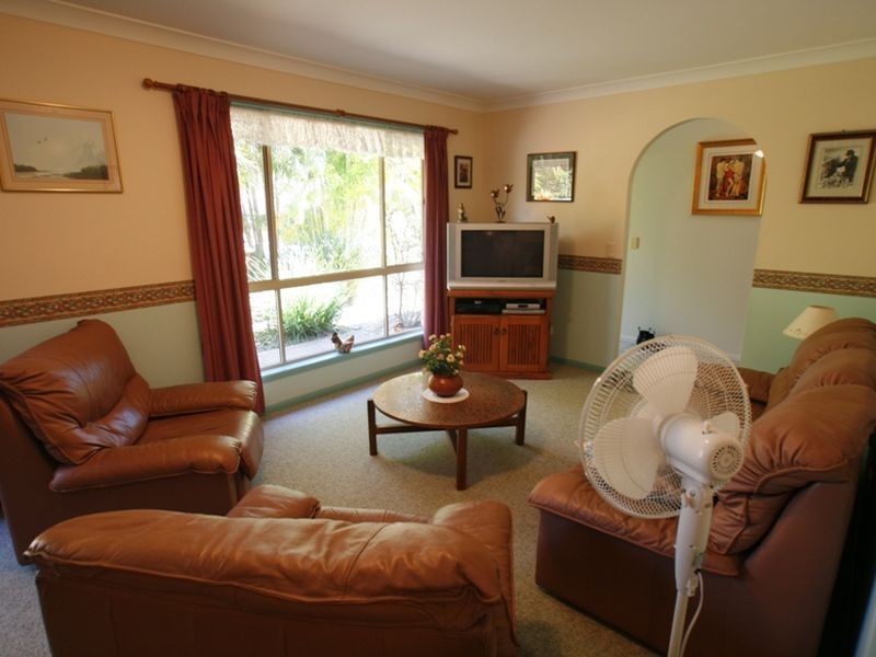 1 Grayling Court, Kallangur QLD 4503