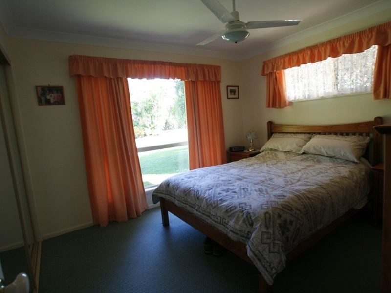 1 Grayling Court, Kallangur QLD 4503