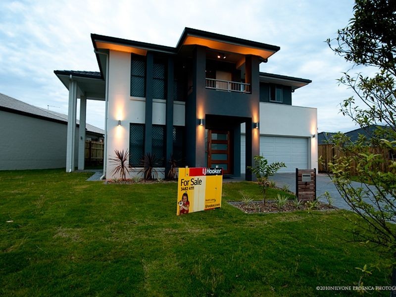 4 Crenshaw Street, North Lakes QLD 4509