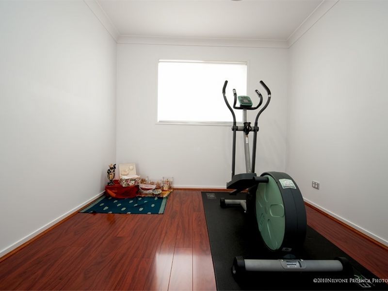 4 Crenshaw Street, North Lakes QLD 4509
