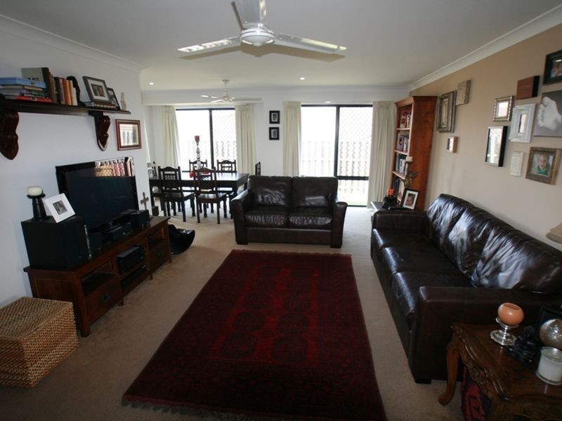4 Copper Crescent, Griffin QLD 4503