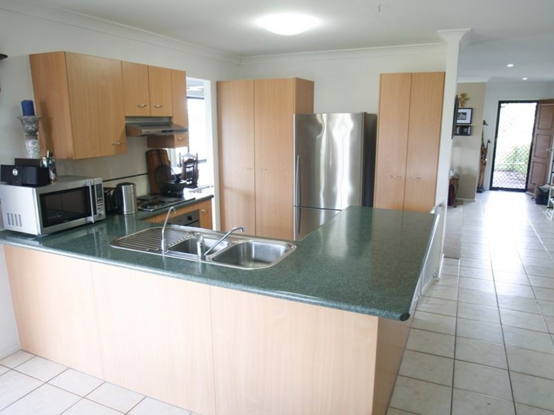 4 Copper Crescent, Griffin QLD 4503