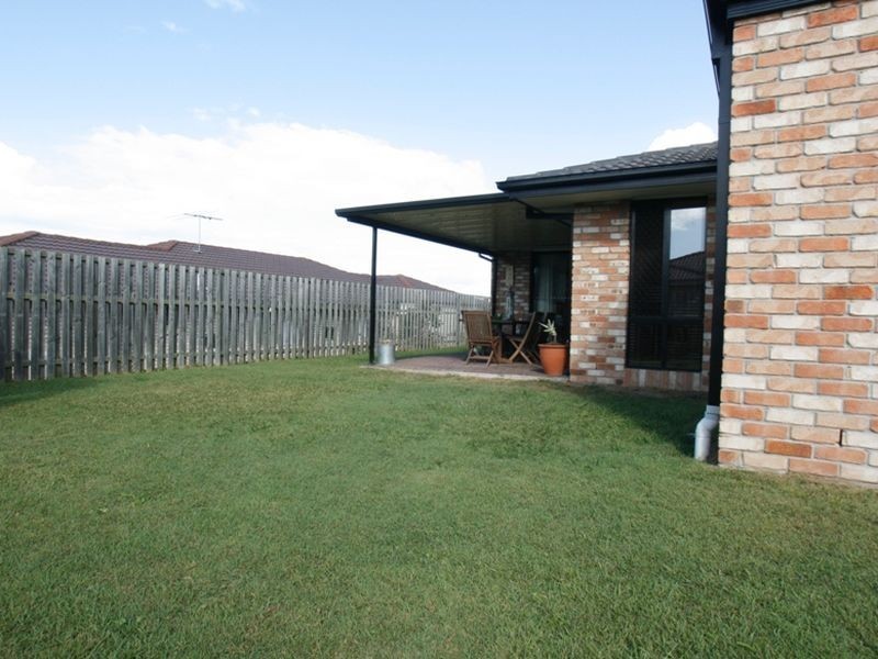 4 Copper Crescent, Griffin QLD 4503
