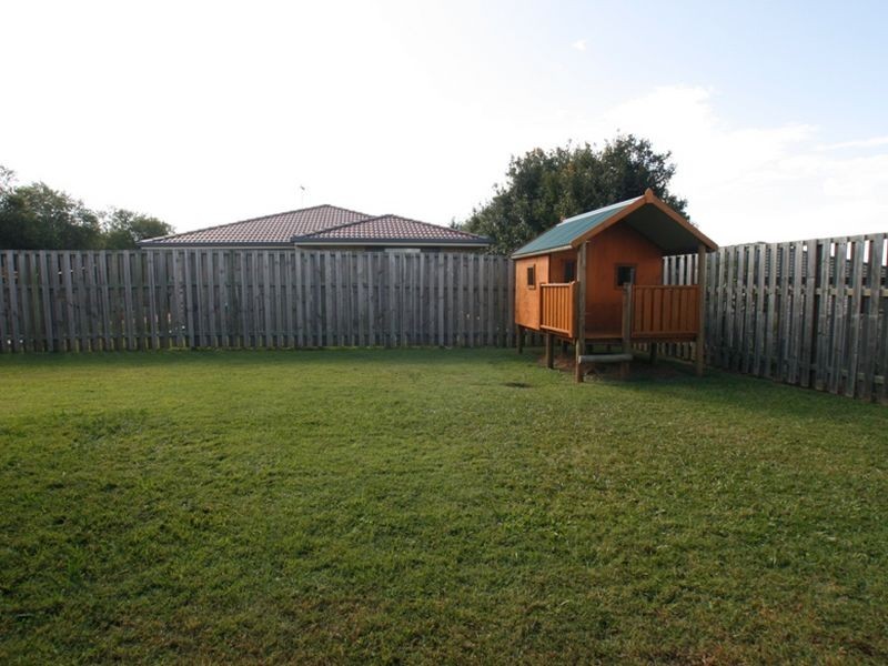 4 Copper Crescent, Griffin QLD 4503