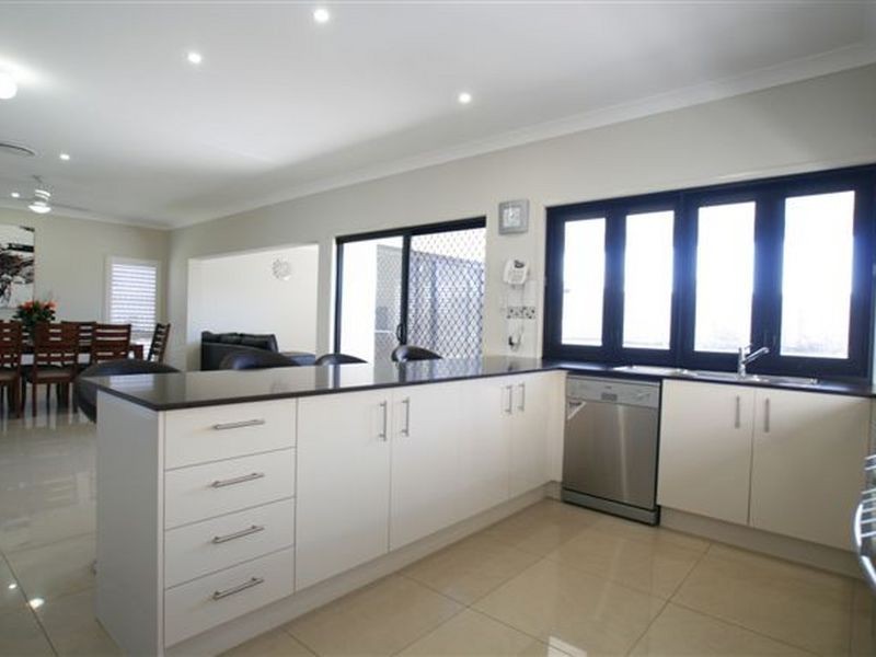 North Lakes QLD 4509