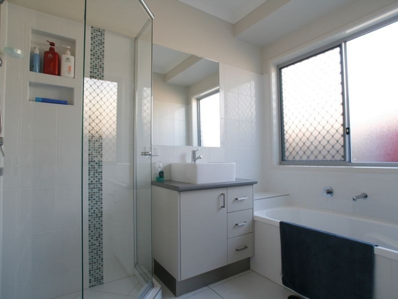 7 Severn Crescent, North Lakes QLD 4509