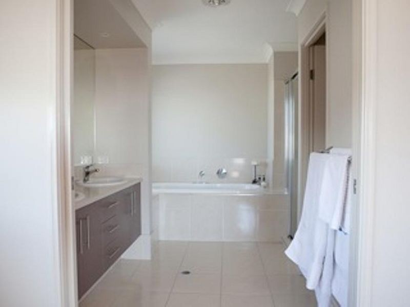 North Lakes QLD 4509