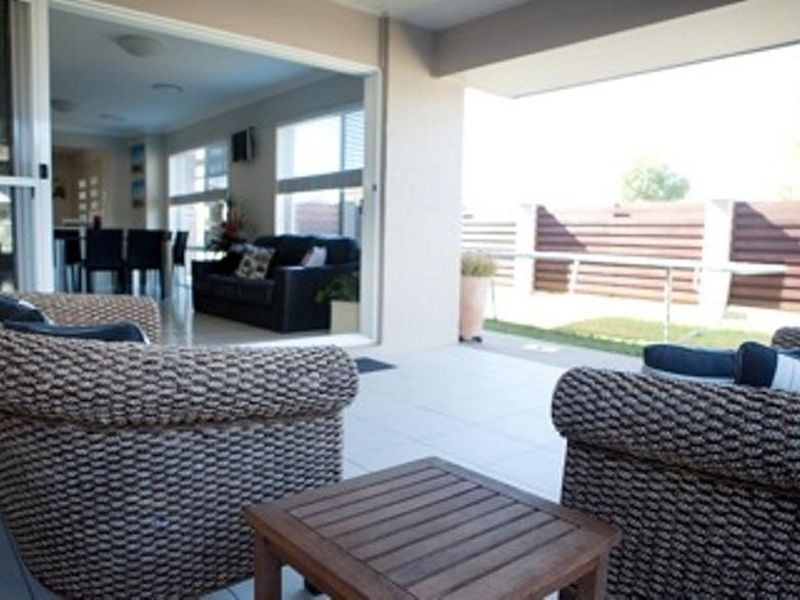 North Lakes QLD 4509