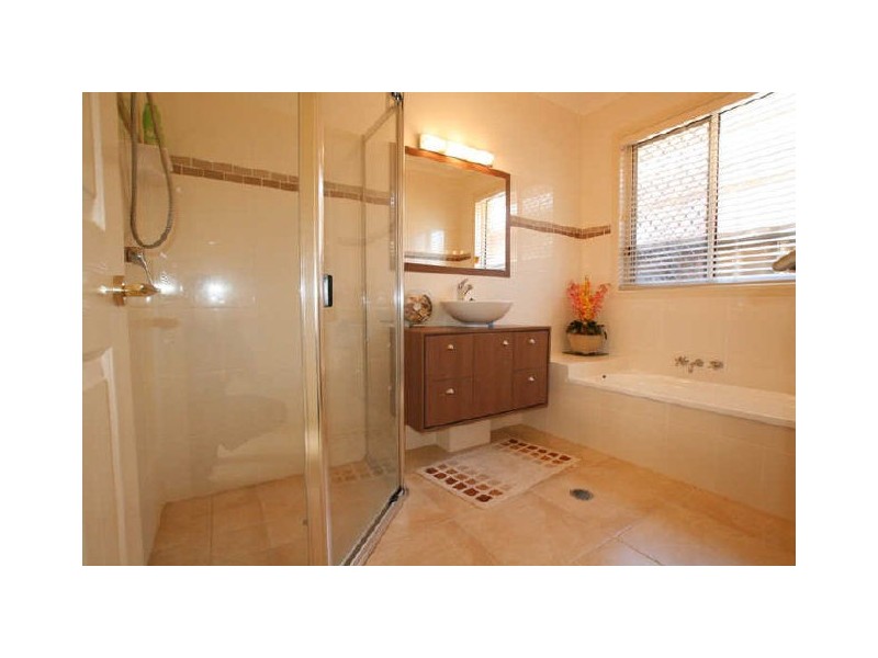 North Lakes QLD 4509