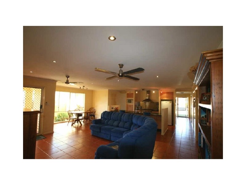 North Lakes QLD 4509
