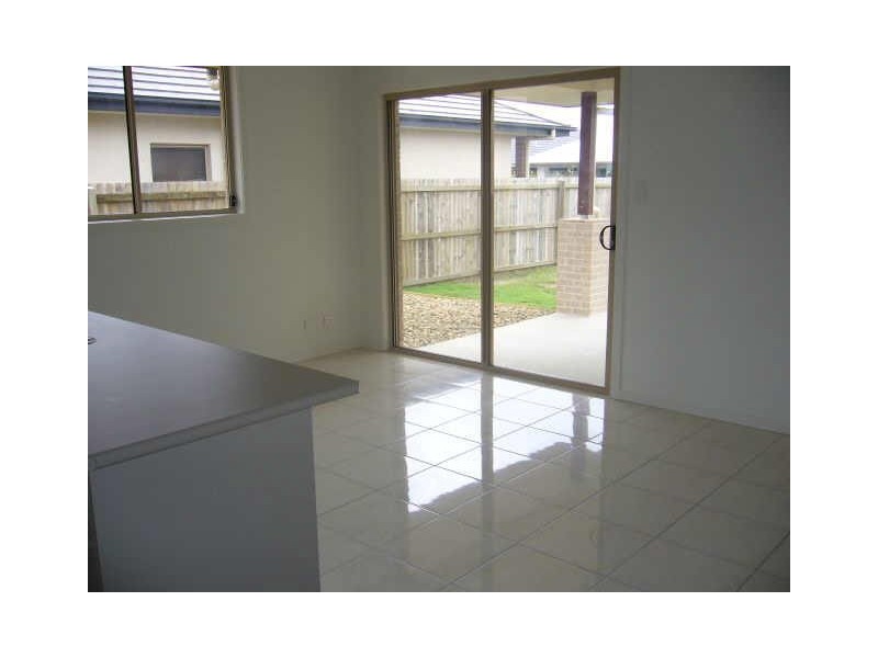 North Lakes QLD 4509