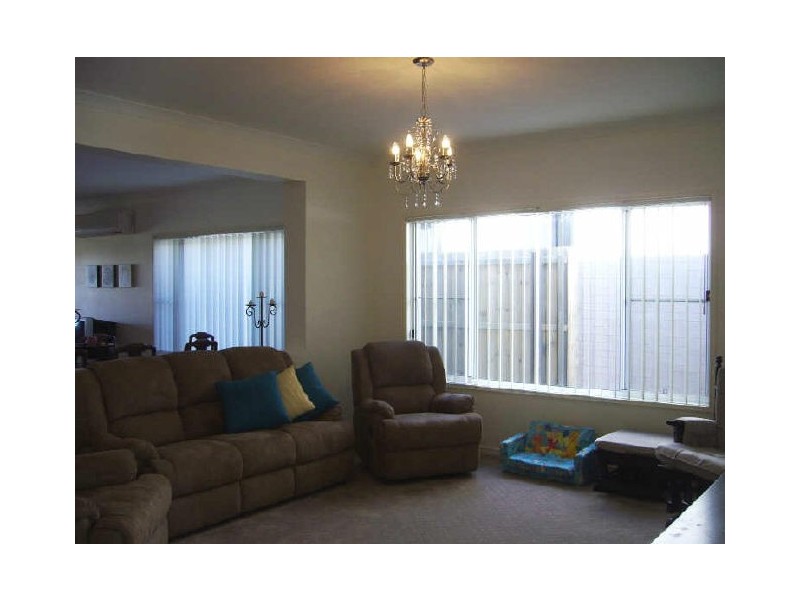 North Lakes QLD 4509