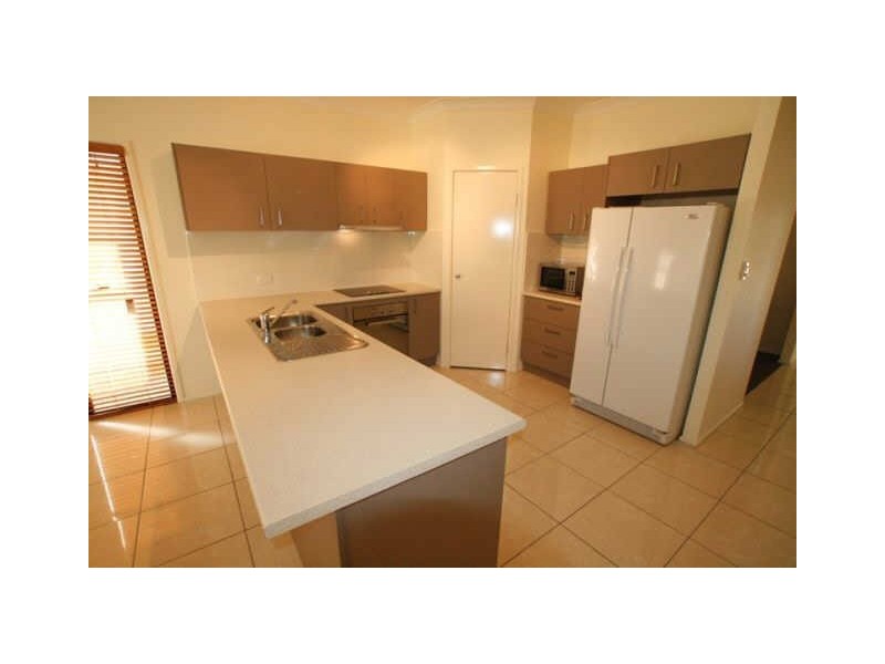 North Lakes QLD 4509